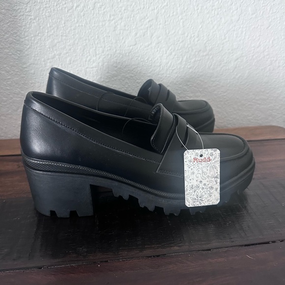 New Mudd Black Women's Loafers - Picture 1 of 6